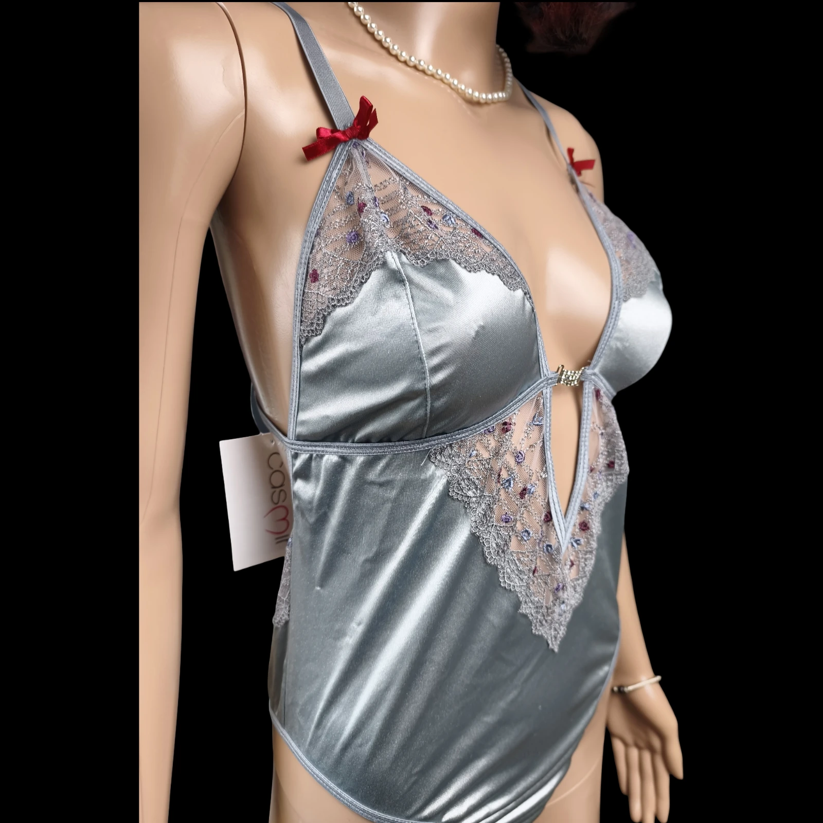 Cuerpo satinado con estilo femenino y elegante, marca Casimir – Nuevo / Talla 44/46 – photo 4